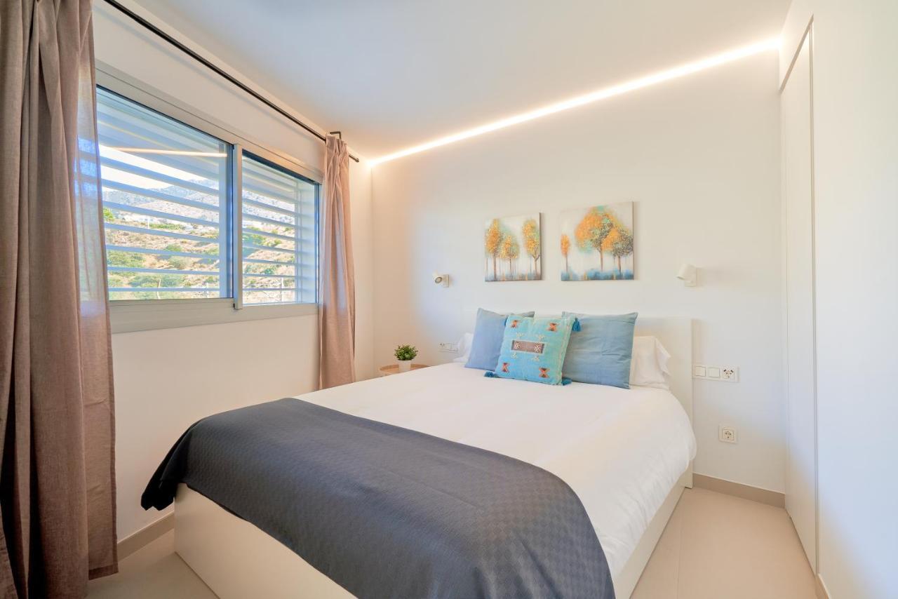 Alowave Apartment Fuengirola Bagian luar foto